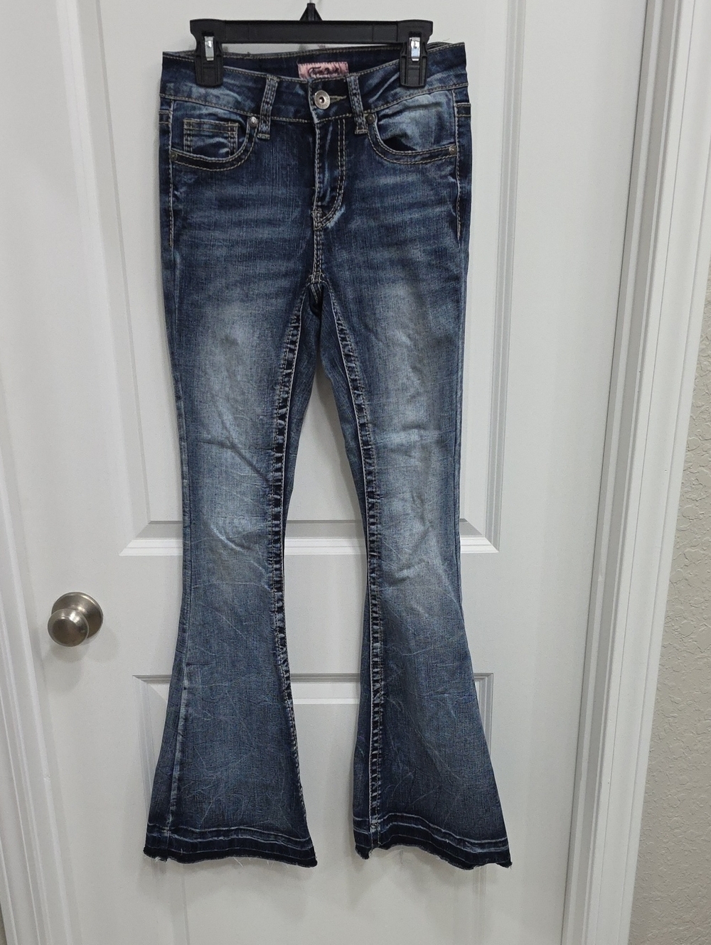 Teen/Junior Flared Washed Blue Jeans - Classic Denim Style